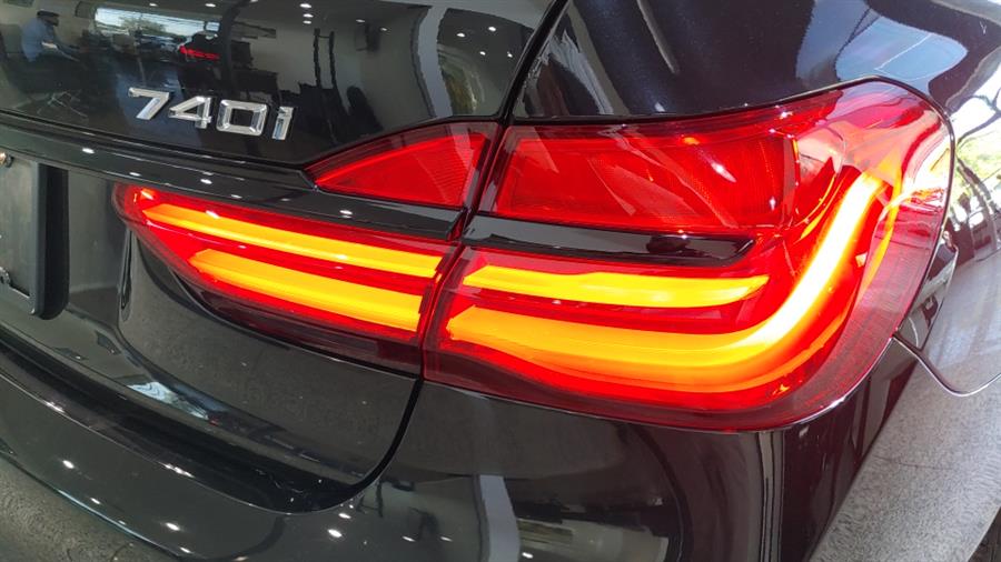 Used BMW 7 Series 740i xDrive Sedan 2018 | Dream Car Gallery. Woodbury, New York Used BMW 7 Series 740i xDrive Sedan 2018 | Dream Car Gallery. Woodbury, New York