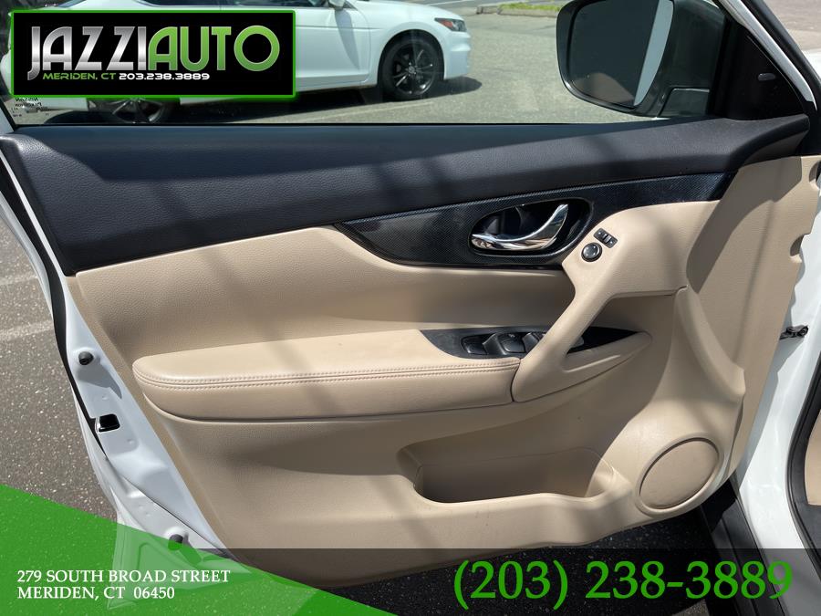 2016 Nissan Rogue AWD 4dr SL, available for sale in Meriden, Connecticut | Jazzi Auto Sales LLC. Meriden, Connecticut 2016 Nissan Rogue AWD 4dr SL, available for sale in Meriden, Connecticut | Jazzi Auto Sales LLC. Meriden, Connecticut