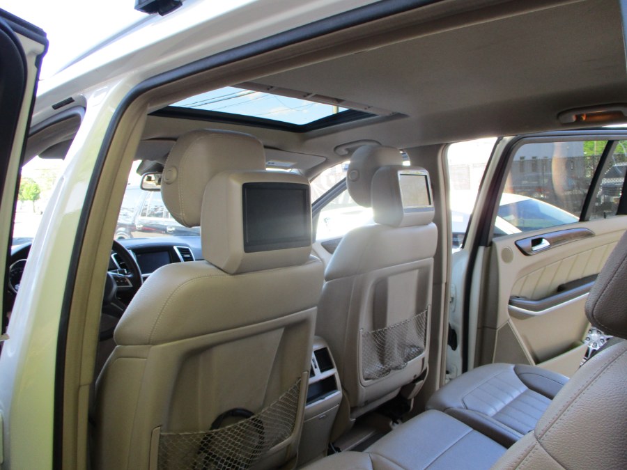 2013 Mercedes-Benz GL-Class 4MATIC 4dr GL 450, available for sale in Massapequa, New York | South Shore Auto Brokers & Sales. Massapequa, New York 2013 Mercedes-Benz GL-Class 4MATIC 4dr GL 450, available for sale in Massapequa, New York | South Shore Auto Brokers & Sales. Massapequa, New York
