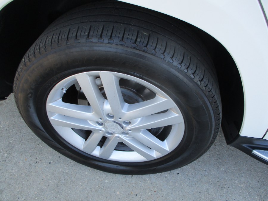 2013 Mercedes-Benz GL-Class 4MATIC 4dr GL 450, available for sale in Massapequa, New York | South Shore Auto Brokers & Sales. Massapequa, New York 2013 Mercedes-Benz GL-Class 4MATIC 4dr GL 450, available for sale in Massapequa, New York | South Shore Auto Brokers & Sales. Massapequa, New York