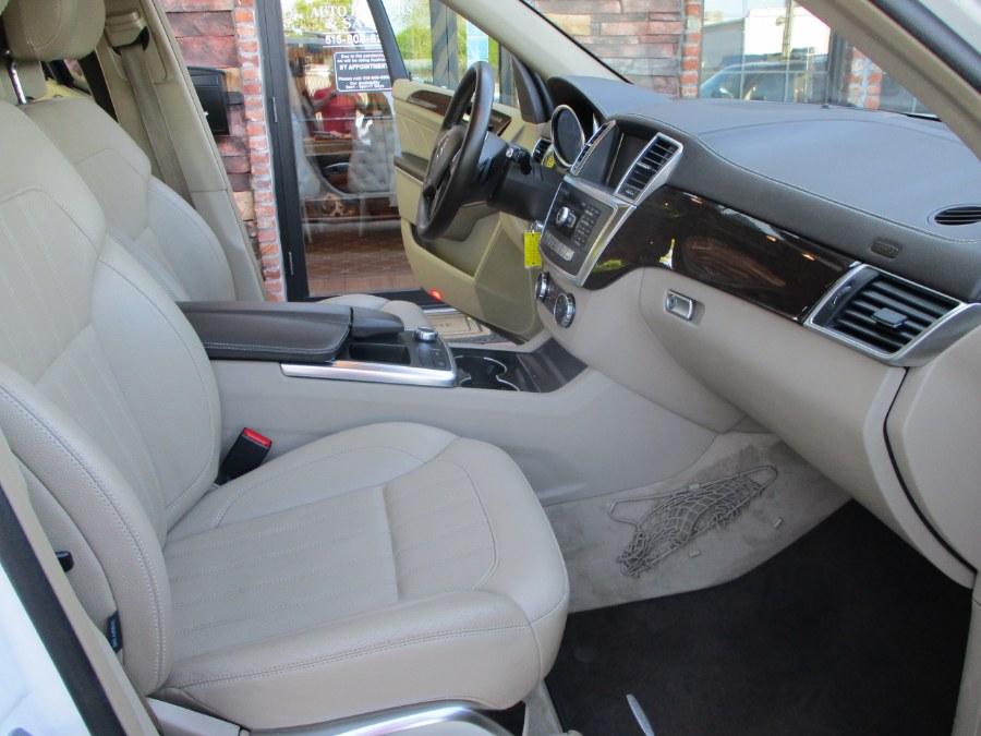 2013 Mercedes-Benz GL-Class 4MATIC 4dr GL 450, available for sale in Massapequa, New York | South Shore Auto Brokers & Sales. Massapequa, New York 2013 Mercedes-Benz GL-Class 4MATIC 4dr GL 450, available for sale in Massapequa, New York | South Shore Auto Brokers & Sales. Massapequa, New York