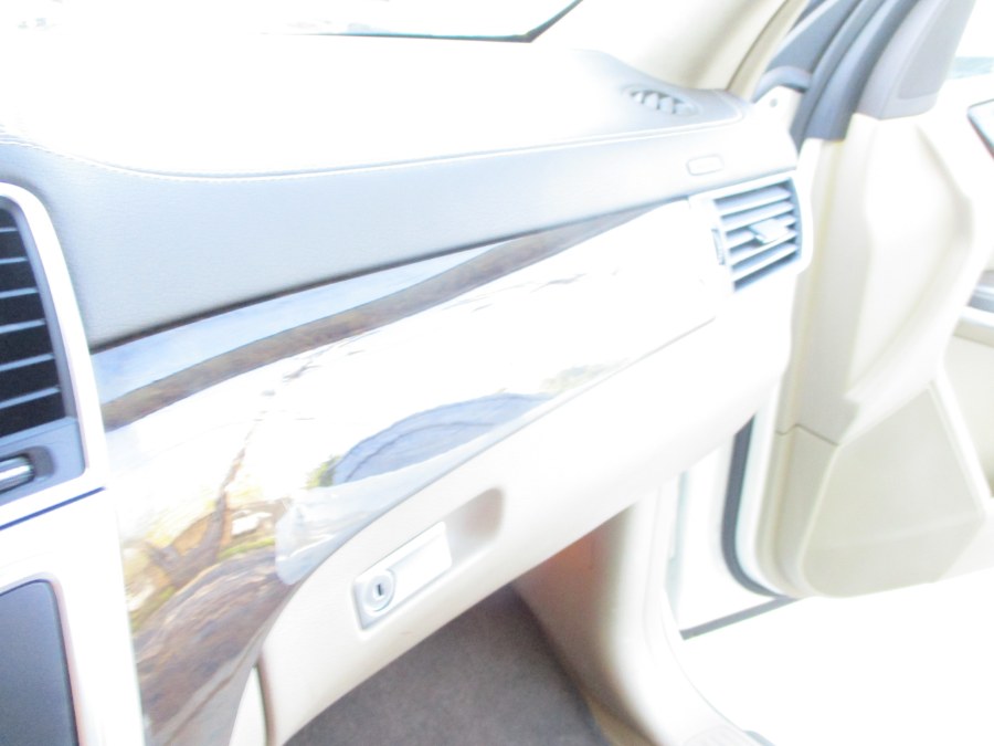 2013 Mercedes-Benz GL-Class 4MATIC 4dr GL 450, available for sale in Massapequa, New York | South Shore Auto Brokers & Sales. Massapequa, New York 2013 Mercedes-Benz GL-Class 4MATIC 4dr GL 450, available for sale in Massapequa, New York | South Shore Auto Brokers & Sales. Massapequa, New York
