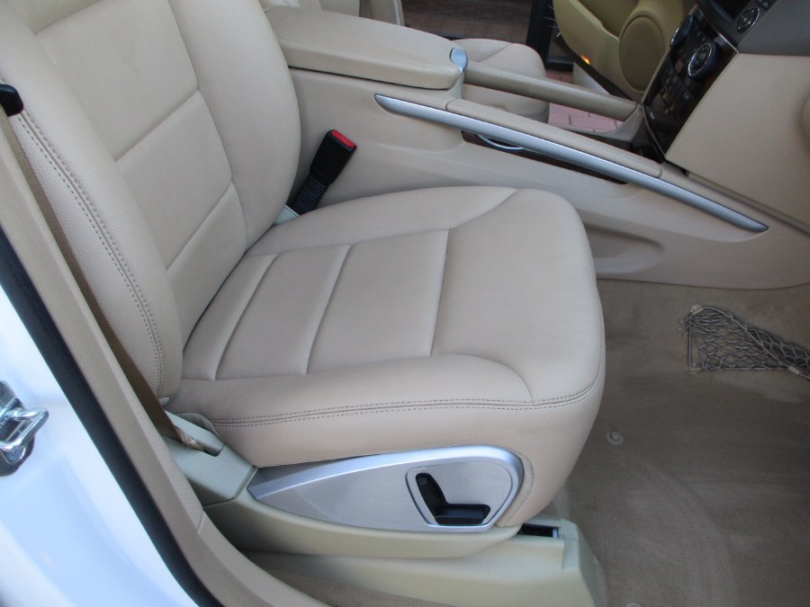 2011 Mercedes-Benz M-Class 4MATIC 4dr ML350, available for sale in Massapequa, New York | South Shore Auto Brokers & Sales. Massapequa, New York 2011 Mercedes-Benz M-Class 4MATIC 4dr ML350, available for sale in Massapequa, New York | South Shore Auto Brokers & Sales. Massapequa, New York