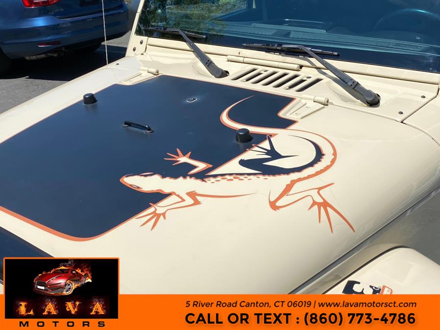 2011 Jeep Wrangler Unlimited 4WD 4dr Mojave, available for sale in Canton, Connecticut | Lava Motors. Canton, Connecticut 2011 Jeep Wrangler Unlimited 4WD 4dr Mojave, available for sale in Canton, Connecticut | Lava Motors. Canton, Connecticut