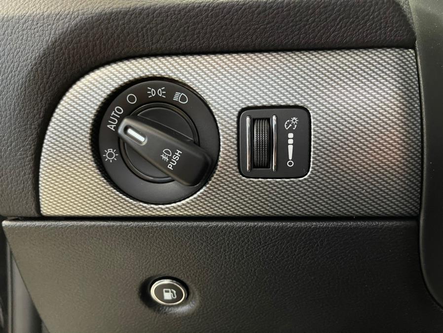 2020 Dodge Durango R/T RWD, available for sale in Inwood, New York | 5 Towns Drive. Inwood, New York 2020 Dodge Durango R/T RWD, available for sale in Inwood, New York | 5 Towns Drive. Inwood, New York