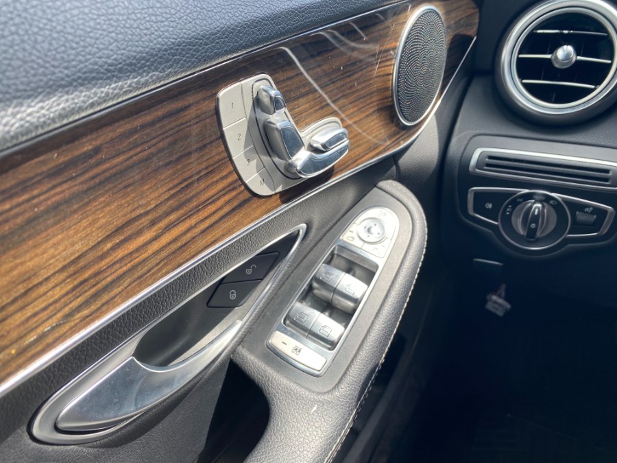 Used Mercedes-Benz C-Class C 300 4MATIC Sedan 2018 | Apex Westchester Used Vehicles. White Plains, New York Used Mercedes-Benz C-Class C 300 4MATIC Sedan 2018 | Apex Westchester Used Vehicles. White Plains, New York