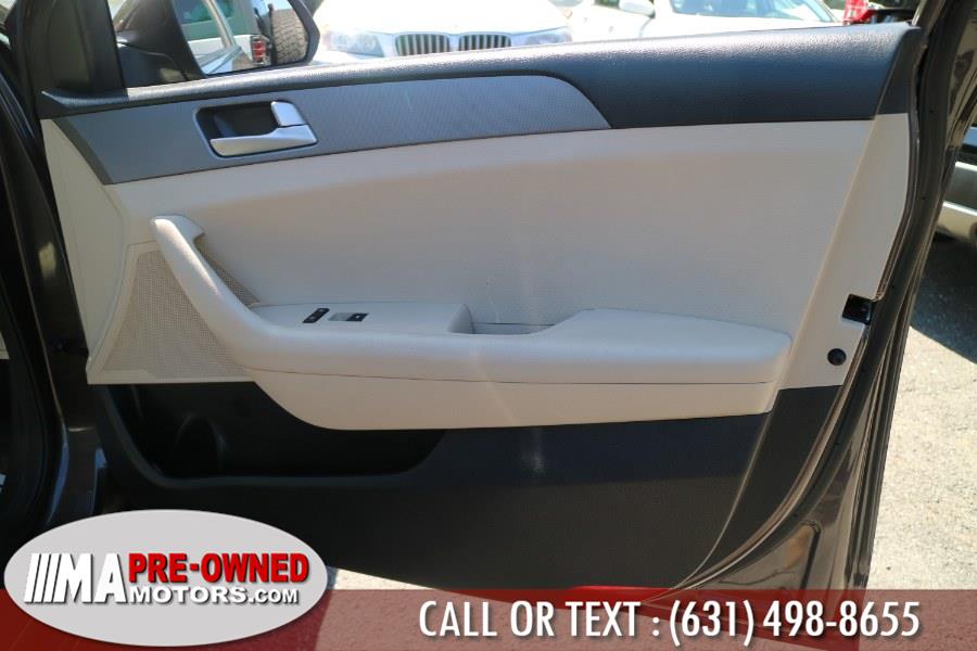2016 Hyundai Sonata 4dr Sdn 2.4L SE, available for sale in Huntington Station, New York | M & A Motors. Huntington Station, New York 2016 Hyundai Sonata 4dr Sdn 2.4L SE, available for sale in Huntington Station, New York | M & A Motors. Huntington Station, New York