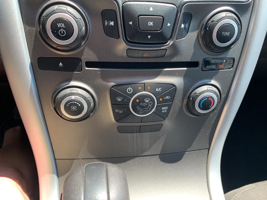 Used Ford Edge 4dr SE AWD 2013 | Saybrook Auto Barn. Old Saybrook, Connecticut Used Ford Edge 4dr SE AWD 2013 | Saybrook Auto Barn. Old Saybrook, Connecticut