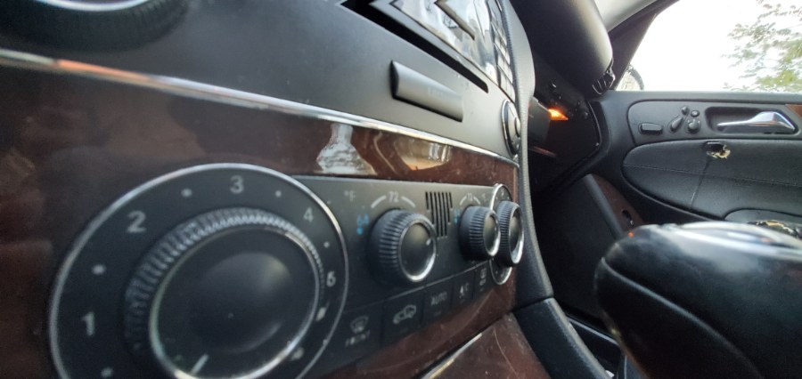 Used Mercedes-Benz C-Class 4dr Sdn 3.0L Luxury 4MATIC 2007 | Rubber Bros Auto World. Brooklyn, New York Used Mercedes-Benz C-Class 4dr Sdn 3.0L Luxury 4MATIC 2007 | Rubber Bros Auto World. Brooklyn, New York