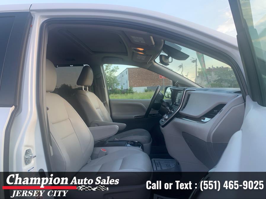 Used Toyota Sienna Limited AWD 7-Passenger (Natl) 2018 | Champion Auto Sales of JC. Jersey City, New Jersey Used Toyota Sienna Limited AWD 7-Passenger (Natl) 2018 | Champion Auto Sales of JC. Jersey City, New Jersey