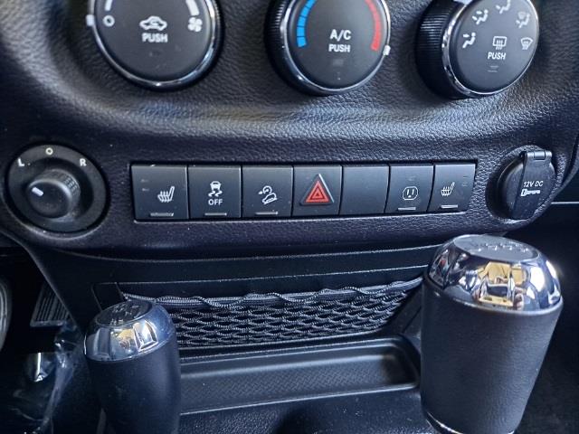 Used Jeep Wrangler Unlimited Sahara 2016 | Blasius Federal Road. Brookfield, Connecticut Used Jeep Wrangler Unlimited Sahara 2016 | Blasius Federal Road. Brookfield, Connecticut