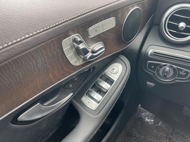 Used Mercedes-benz Glc GLC 300 2018 | Blasius Federal Road. Brookfield, Connecticut Used Mercedes-benz Glc GLC 300 2018 | Blasius Federal Road. Brookfield, Connecticut