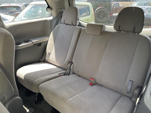 Used Toyota Sienna L 2015 | Blasius Federal Road. Brookfield, Connecticut Used Toyota Sienna L 2015 | Blasius Federal Road. Brookfield, Connecticut