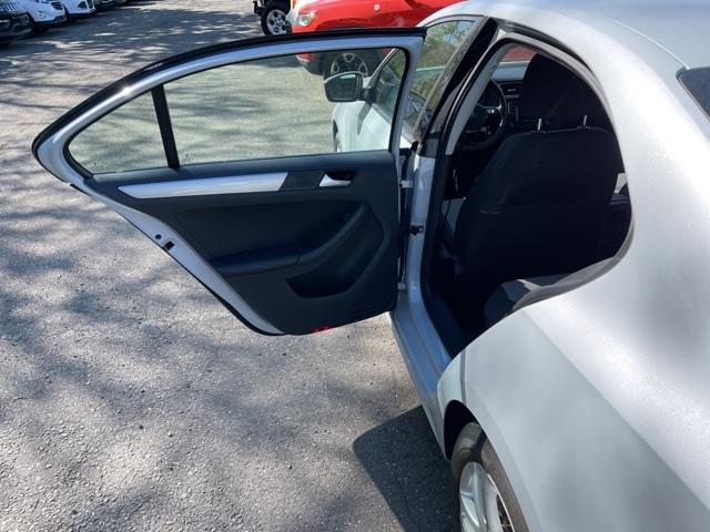 Used Volkswagen Jetta 1.4T S 2018 | Blasius Federal Road. Brookfield, Connecticut Used Volkswagen Jetta 1.4T S 2018 | Blasius Federal Road. Brookfield, Connecticut