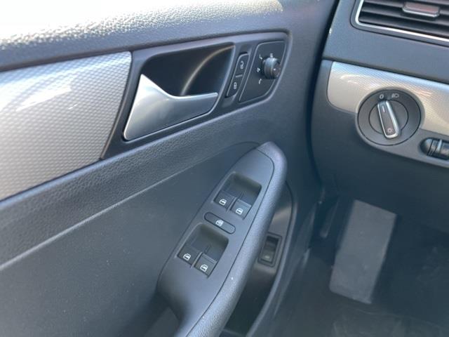 Used Volkswagen Jetta 1.4T S 2018 | Blasius Federal Road. Brookfield, Connecticut Used Volkswagen Jetta 1.4T S 2018 | Blasius Federal Road. Brookfield, Connecticut