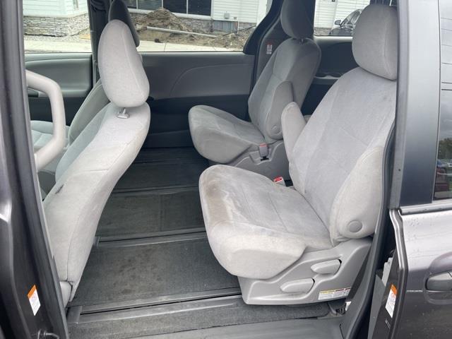 Used Toyota Sienna L 2017 | Blasius Federal Road. Brookfield, Connecticut Used Toyota Sienna L 2017 | Blasius Federal Road. Brookfield, Connecticut