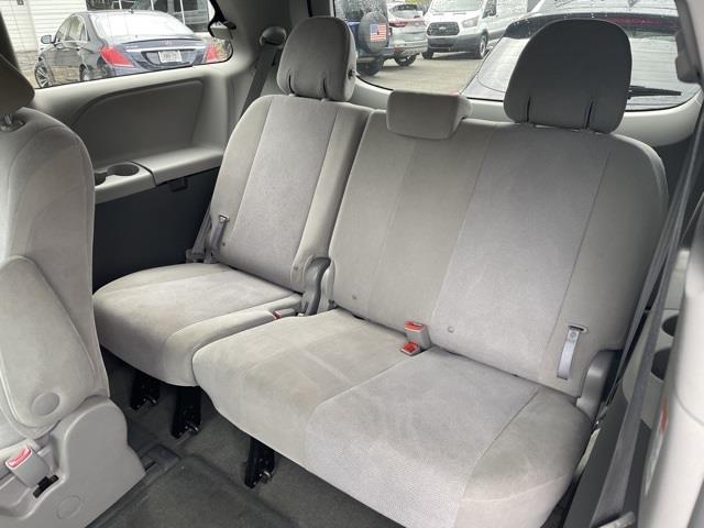 Used Toyota Sienna L 2017 | Blasius Federal Road. Brookfield, Connecticut Used Toyota Sienna L 2017 | Blasius Federal Road. Brookfield, Connecticut