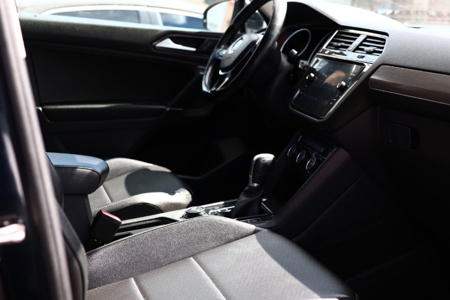 Used Volkswagen Tiguan 2.0T SEL 4MOTION 2018 | Hillside Auto Mall Inc.. Jamaica, New York Used Volkswagen Tiguan 2.0T SEL 4MOTION 2018 | Hillside Auto Mall Inc.. Jamaica, New York