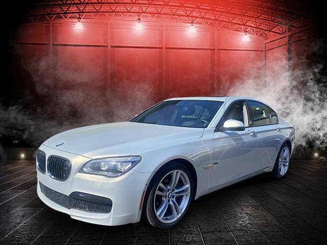 Used BMW 7 Series 4dr Sdn 750i xDrive AWD 2014 | Sunrise Auto Outlet. Amityville, New York Used BMW 7 Series 4dr Sdn 750i xDrive AWD 2014 | Sunrise Auto Outlet. Amityville, New York