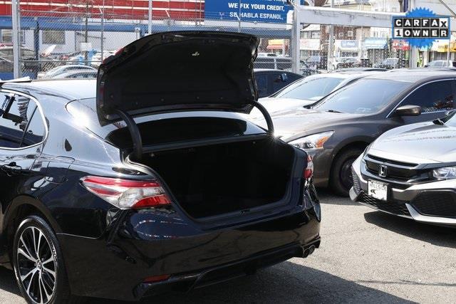 Used Toyota Camry SE 2018 | Hillside Auto Outlet. Jamaica, New York Used Toyota Camry SE 2018 | Hillside Auto Outlet. Jamaica, New York