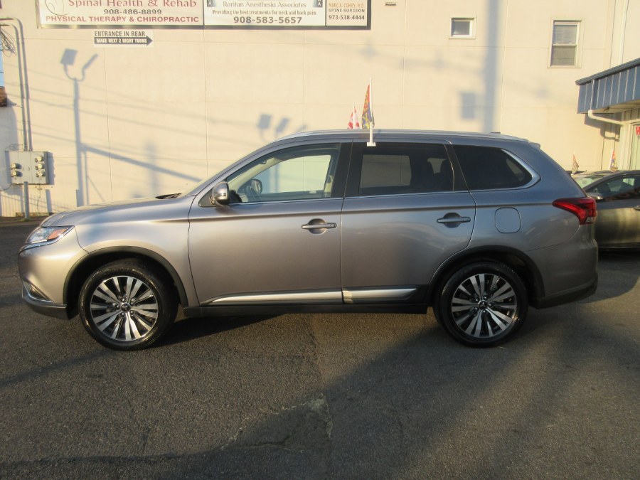2019 Mitsubishi Outlander SEL FWD, available for sale in Linden, New Jersey | Route 27 Auto Mall. Linden, New Jersey 2019 Mitsubishi Outlander SEL FWD, available for sale in Linden, New Jersey | Route 27 Auto Mall. Linden, New Jersey