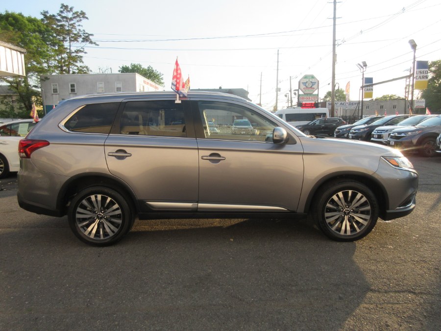 2019 Mitsubishi Outlander SEL FWD, available for sale in Linden, New Jersey | Route 27 Auto Mall. Linden, New Jersey 2019 Mitsubishi Outlander SEL FWD, available for sale in Linden, New Jersey | Route 27 Auto Mall. Linden, New Jersey