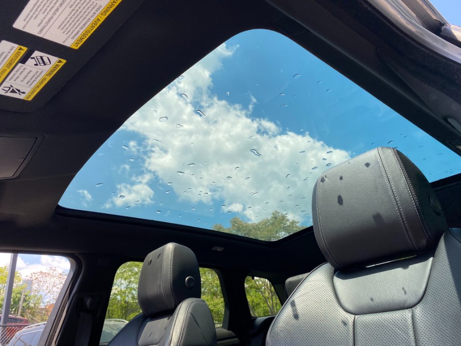 Used Land Rover Range Rover Evoque 5 Door SE 2017 | Apex Westchester Used Vehicles. White Plains, New York Used Land Rover Range Rover Evoque 5 Door SE 2017 | Apex Westchester Used Vehicles. White Plains, New York