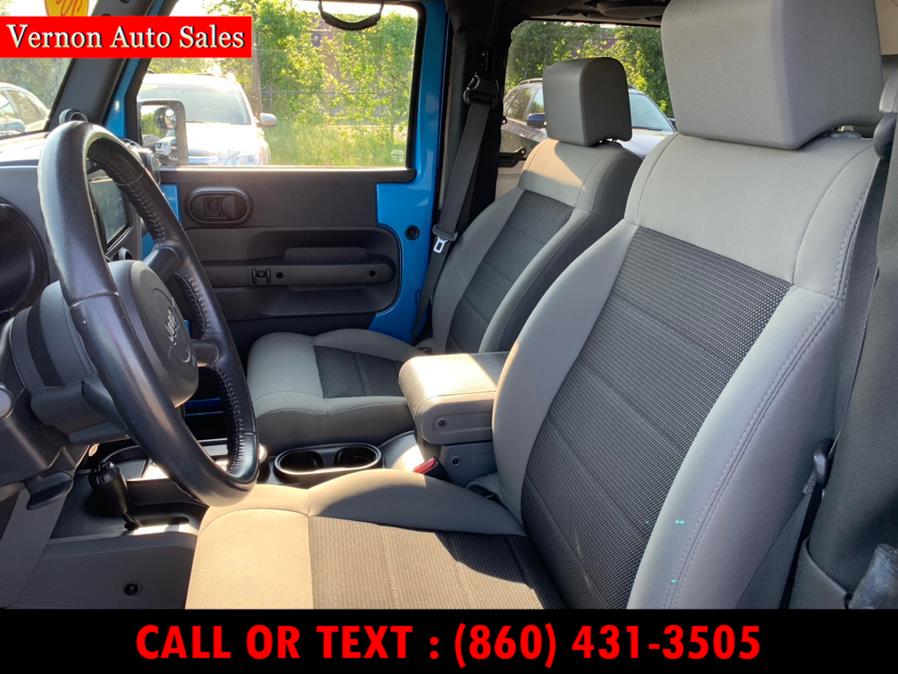2009 Jeep Wrangler 4WD 2dr X, available for sale in Manchester, Connecticut | Vernon Auto Sale & Service. Manchester, Connecticut 2009 Jeep Wrangler 4WD 2dr X, available for sale in Manchester, Connecticut | Vernon Auto Sale & Service. Manchester, Connecticut