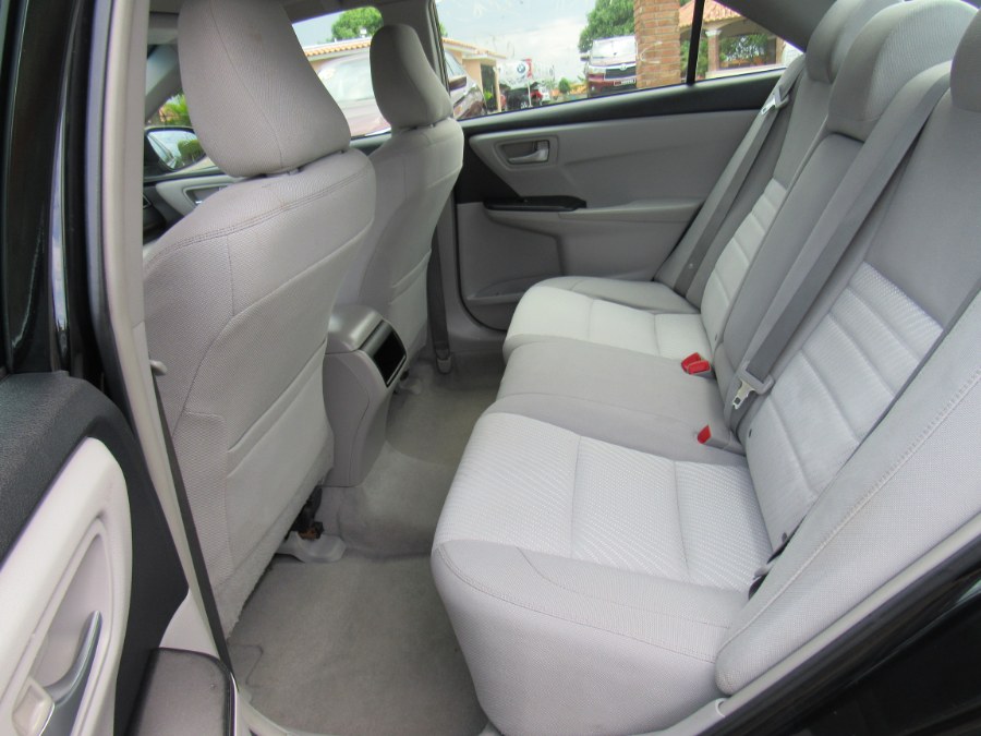 2015 Toyota Camry 4dr Sdn I4 Auto LE (Natl), available for sale in San Francisco de Macoris Rd, Dominican Republic | Hilario Auto Import. San Francisco de Macoris Rd, Dominican Republic 2015 Toyota Camry 4dr Sdn I4 Auto LE (Natl), available for sale in San Francisco de Macoris Rd, Dominican Republic | Hilario Auto Import. San Francisco de Macoris Rd, Dominican Republic