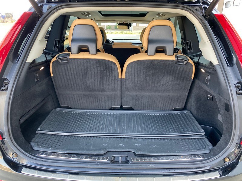 Used Volvo XC90 AWD 4dr T6 Momentum 2016 | Union Street Auto Sales. West Springfield, Massachusetts Used Volvo XC90 AWD 4dr T6 Momentum 2016 | Union Street Auto Sales. West Springfield, Massachusetts