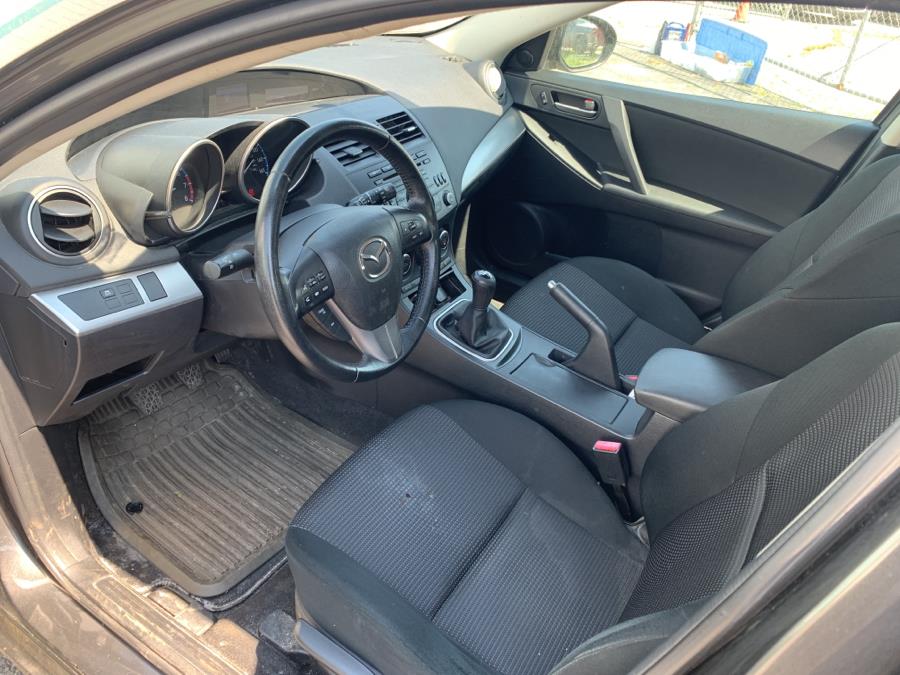 2013 Mazda Mazda3 5dr HB Man i Touring, available for sale in Milford, Connecticut | Dealertown Auto Wholesalers. Milford, Connecticut 2013 Mazda Mazda3 5dr HB Man i Touring, available for sale in Milford, Connecticut | Dealertown Auto Wholesalers. Milford, Connecticut