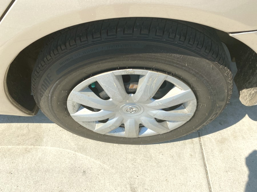 2006 Toyota Camry 4dr Sdn LE Auto (Natl), available for sale in Middle Village, New York | Middle Village Motors . Middle Village, New York 2006 Toyota Camry 4dr Sdn LE Auto (Natl), available for sale in Middle Village, New York | Middle Village Motors . Middle Village, New York