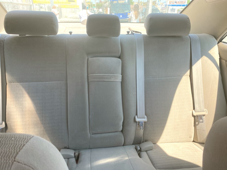2006 Toyota Camry 4dr Sdn LE Auto (Natl), available for sale in Middle Village, New York | Middle Village Motors . Middle Village, New York 2006 Toyota Camry 4dr Sdn LE Auto (Natl), available for sale in Middle Village, New York | Middle Village Motors . Middle Village, New York