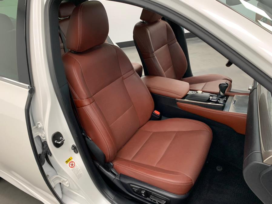 Used Lexus GS 350 4dr Sdn AWD 2013 | M Auto Group. Elizabeth, New Jersey Used Lexus GS 350 4dr Sdn AWD 2013 | M Auto Group. Elizabeth, New Jersey