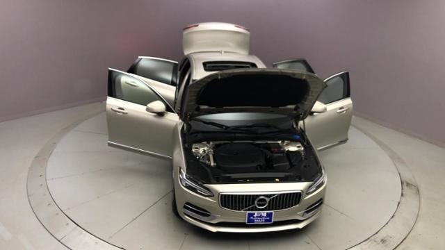 2017 Volvo S90 T6 AWD Inscription, available for sale in Naugatuck, Connecticut | J&M Automotive Sls&Svc LLC. Naugatuck, Connecticut 2017 Volvo S90 T6 AWD Inscription, available for sale in Naugatuck, Connecticut | J&M Automotive Sls&Svc LLC. Naugatuck, Connecticut
