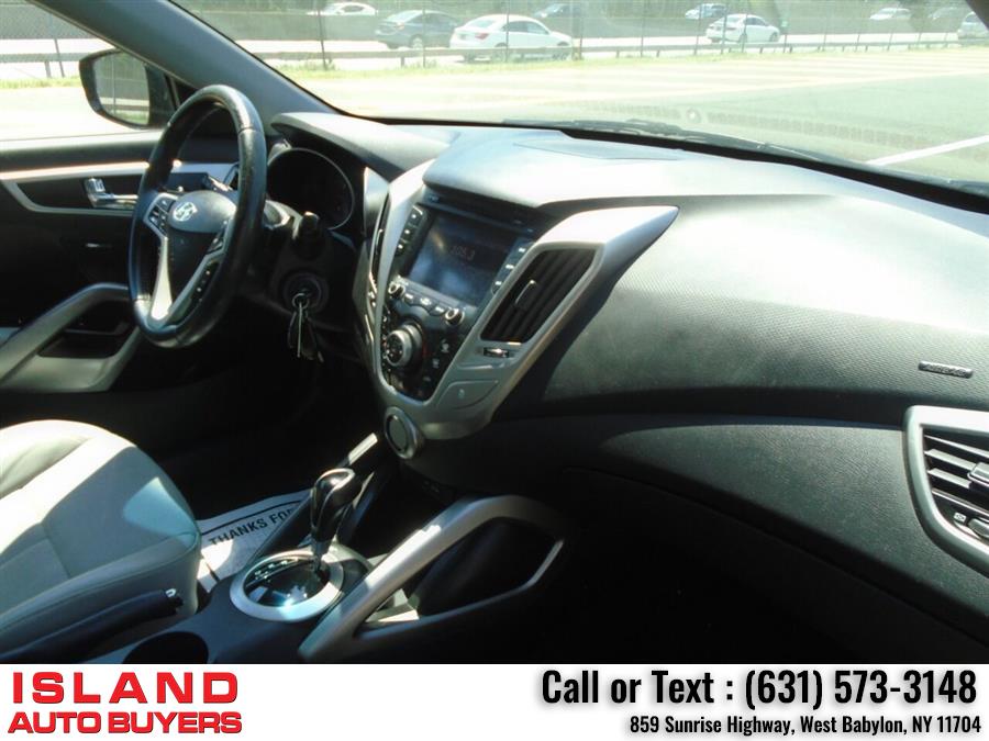 Used Hyundai Veloster Base 3dr Coupe DCT 2013 | Island Auto Buyers. West Babylon, New York Used Hyundai Veloster Base 3dr Coupe DCT 2013 | Island Auto Buyers. West Babylon, New York