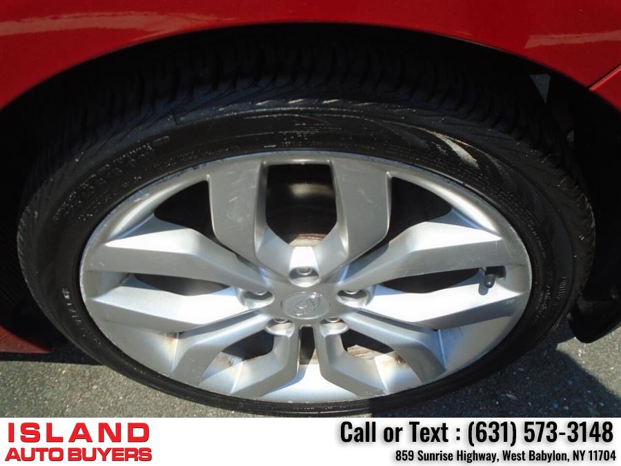 Used Hyundai Veloster Base 3dr Coupe DCT 2013 | Island Auto Buyers. West Babylon, New York Used Hyundai Veloster Base 3dr Coupe DCT 2013 | Island Auto Buyers. West Babylon, New York