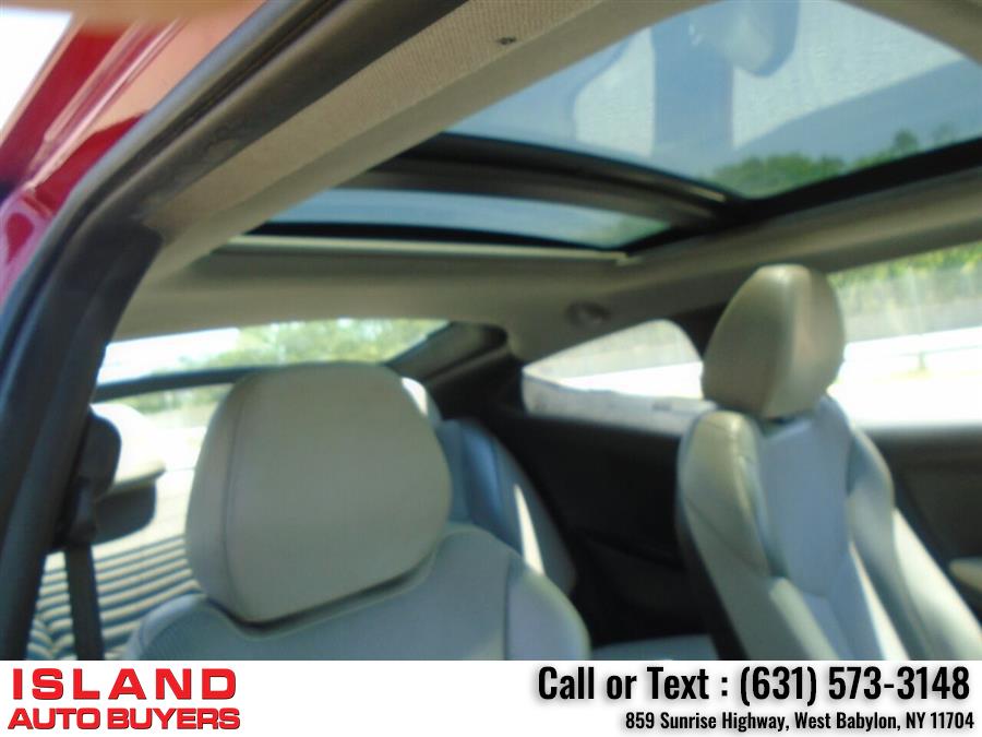 Used Hyundai Veloster Base 3dr Coupe DCT 2013 | Island Auto Buyers. West Babylon, New York Used Hyundai Veloster Base 3dr Coupe DCT 2013 | Island Auto Buyers. West Babylon, New York
