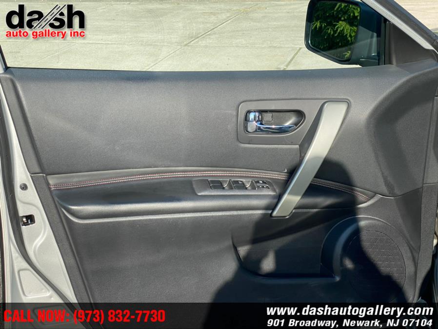 Used Nissan Rogue AWD 4dr SV 2012 | Dash Auto Gallery Inc.. Newark, New Jersey Used Nissan Rogue AWD 4dr SV 2012 | Dash Auto Gallery Inc.. Newark, New Jersey