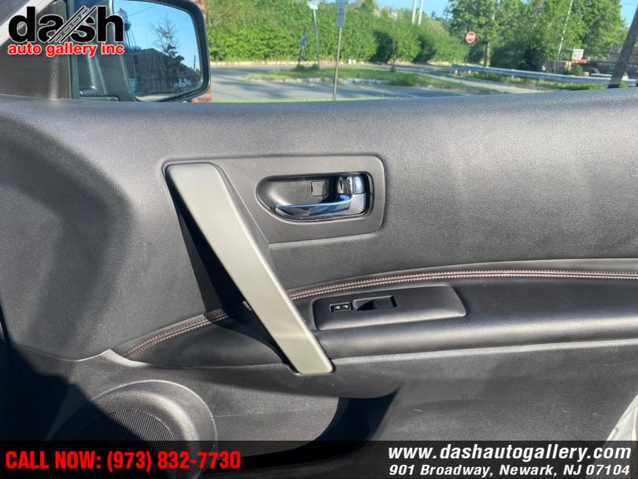 Used Nissan Rogue AWD 4dr SV 2012 | Dash Auto Gallery Inc.. Newark, New Jersey Used Nissan Rogue AWD 4dr SV 2012 | Dash Auto Gallery Inc.. Newark, New Jersey