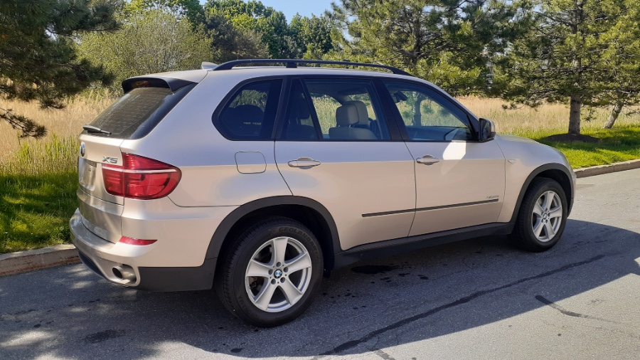 2013 BMW X5 AWD 4dr xDrive35i, available for sale in Revere, Massachusetts | Wonderland Auto. Revere, Massachusetts 2013 BMW X5 AWD 4dr xDrive35i, available for sale in Revere, Massachusetts | Wonderland Auto. Revere, Massachusetts
