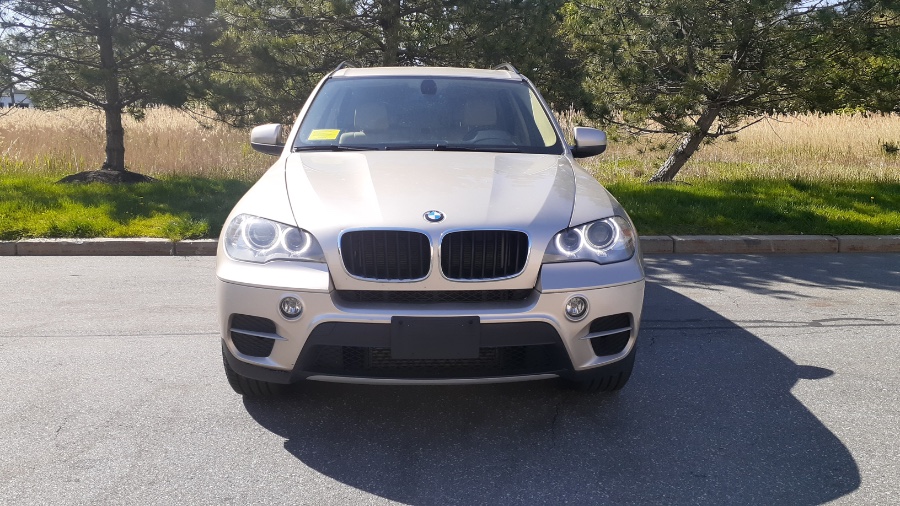 2013 BMW X5 AWD 4dr xDrive35i, available for sale in Revere, Massachusetts | Wonderland Auto. Revere, Massachusetts 2013 BMW X5 AWD 4dr xDrive35i, available for sale in Revere, Massachusetts | Wonderland Auto. Revere, Massachusetts