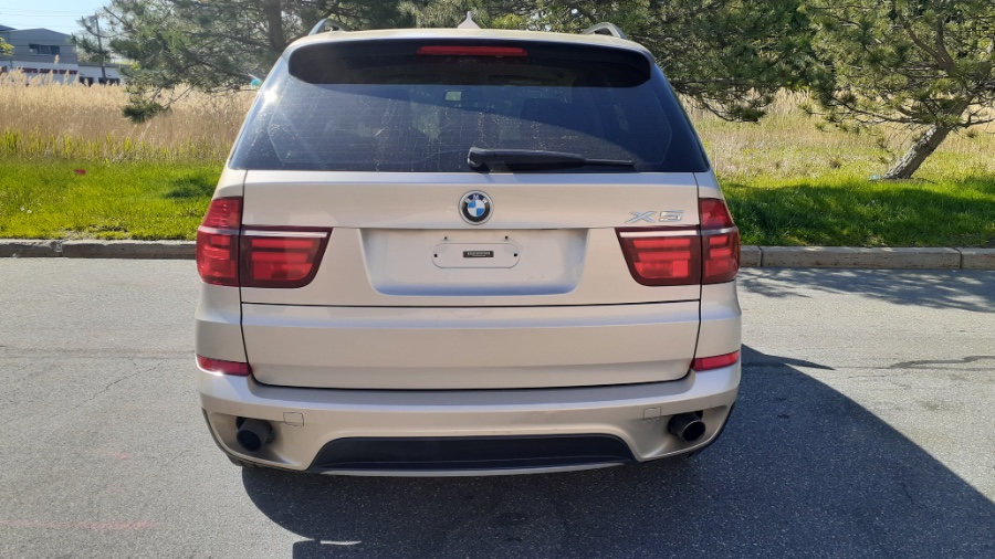2013 BMW X5 AWD 4dr xDrive35i, available for sale in Revere, Massachusetts | Wonderland Auto. Revere, Massachusetts 2013 BMW X5 AWD 4dr xDrive35i, available for sale in Revere, Massachusetts | Wonderland Auto. Revere, Massachusetts