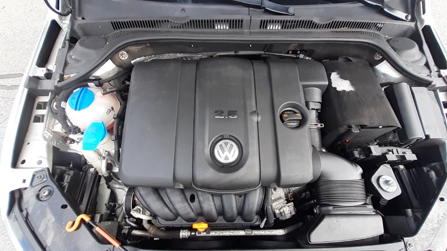 2013 Volkswagen Jetta Sedan 4dr Auto SE PZEV *Ltd Avail*, available for sale in Revere, Massachusetts | Wonderland Auto. Revere, Massachusetts 2013 Volkswagen Jetta Sedan 4dr Auto SE PZEV *Ltd Avail*, available for sale in Revere, Massachusetts | Wonderland Auto. Revere, Massachusetts