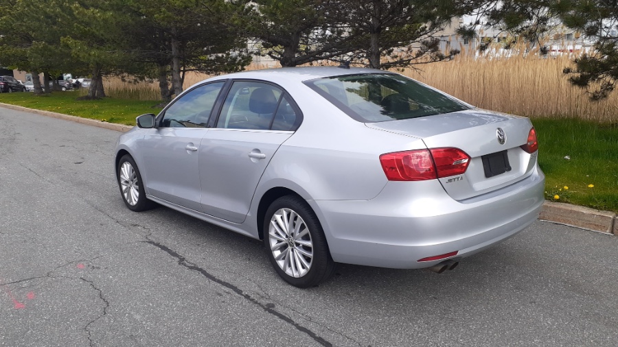 2013 Volkswagen Jetta Sedan 4dr Auto SE PZEV *Ltd Avail*, available for sale in Revere, Massachusetts | Wonderland Auto. Revere, Massachusetts 2013 Volkswagen Jetta Sedan 4dr Auto SE PZEV *Ltd Avail*, available for sale in Revere, Massachusetts | Wonderland Auto. Revere, Massachusetts