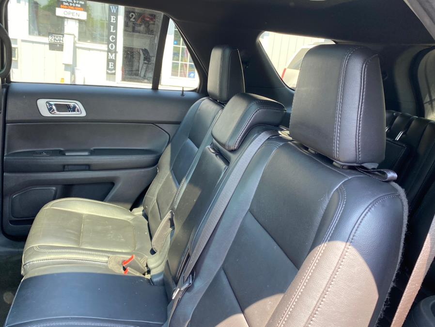 Used Ford Explorer 4WD 4dr Limited 2011 | Lava Motors 2 Inc. Canton, Connecticut Used Ford Explorer 4WD 4dr Limited 2011 | Lava Motors 2 Inc. Canton, Connecticut