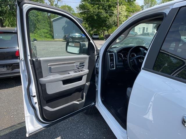 Used Ram 1500 Big Horn 2017 | Blasius Federal Road. Brookfield, Connecticut Used Ram 1500 Big Horn 2017 | Blasius Federal Road. Brookfield, Connecticut