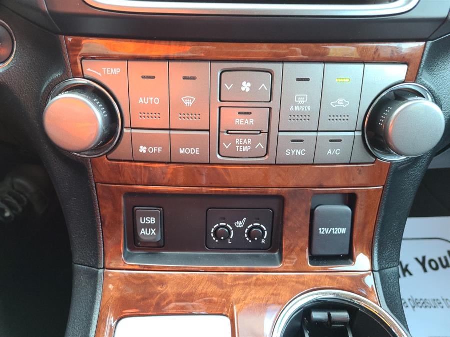 Used Toyota Highlander 4WD 4dr V6 Limited 2013 | National Auto Brokers, Inc.. Waterbury, Connecticut Used Toyota Highlander 4WD 4dr V6 Limited 2013 | National Auto Brokers, Inc.. Waterbury, Connecticut