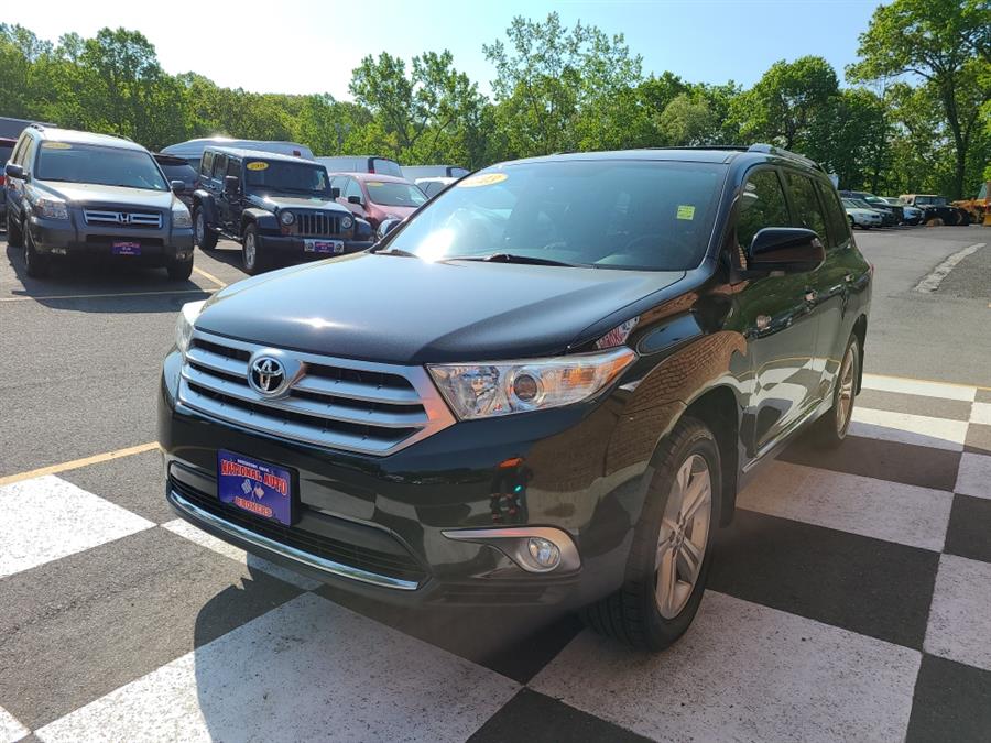 Used Toyota Highlander 4WD 4dr V6 Limited 2013 | National Auto Brokers, Inc.. Waterbury, Connecticut Used Toyota Highlander 4WD 4dr V6 Limited 2013 | National Auto Brokers, Inc.. Waterbury, Connecticut