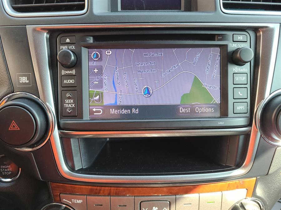 Used Toyota Highlander 4WD 4dr V6 Limited 2013 | National Auto Brokers, Inc.. Waterbury, Connecticut Used Toyota Highlander 4WD 4dr V6 Limited 2013 | National Auto Brokers, Inc.. Waterbury, Connecticut